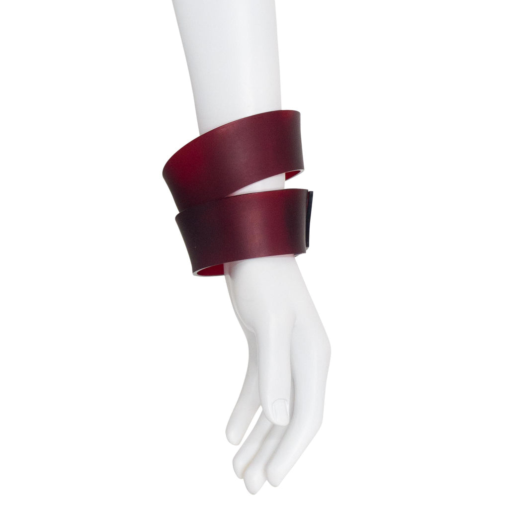 Ribbon Sculpture Bracelet